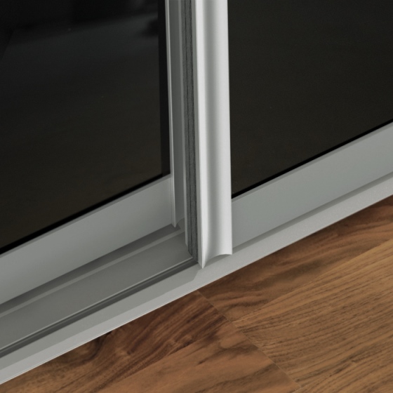 Switch spacepro sliding wardrobe door pic 4